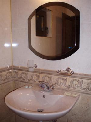 Guest Rooms Bela Neda ヴェリコ・タルノヴォ エクステリア 写真